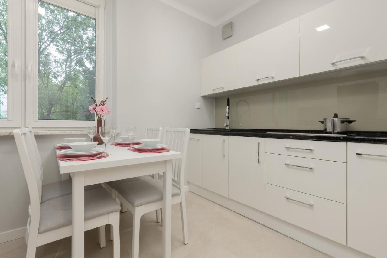 Bright Apartment Kasprzaka Warsaw Wola Near Metro Station By Noclegi Renters Ngoại thất bức ảnh